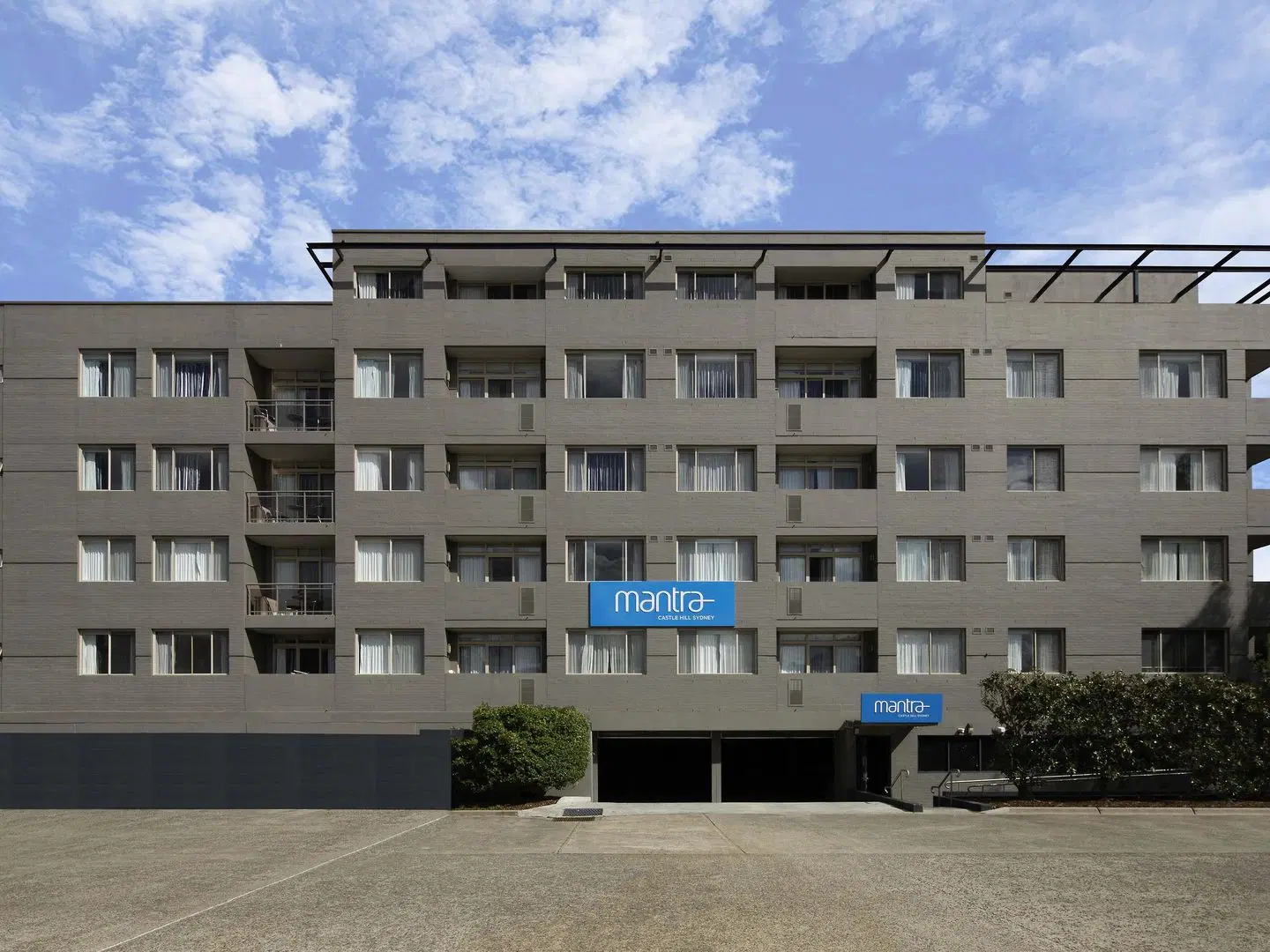 Mantra Castle Hill Sydney EXTERIOR