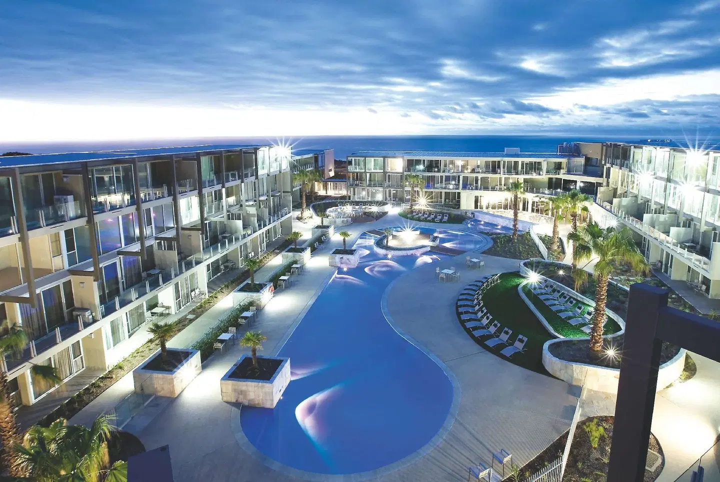 Wyndham Resort Torquay OUTDOOR_POOL