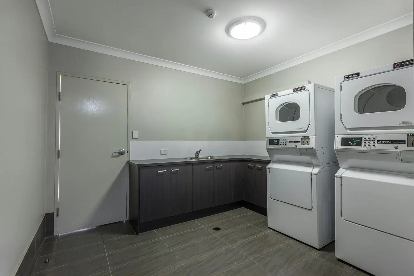 Platinum International ROOM_EXAMPLE