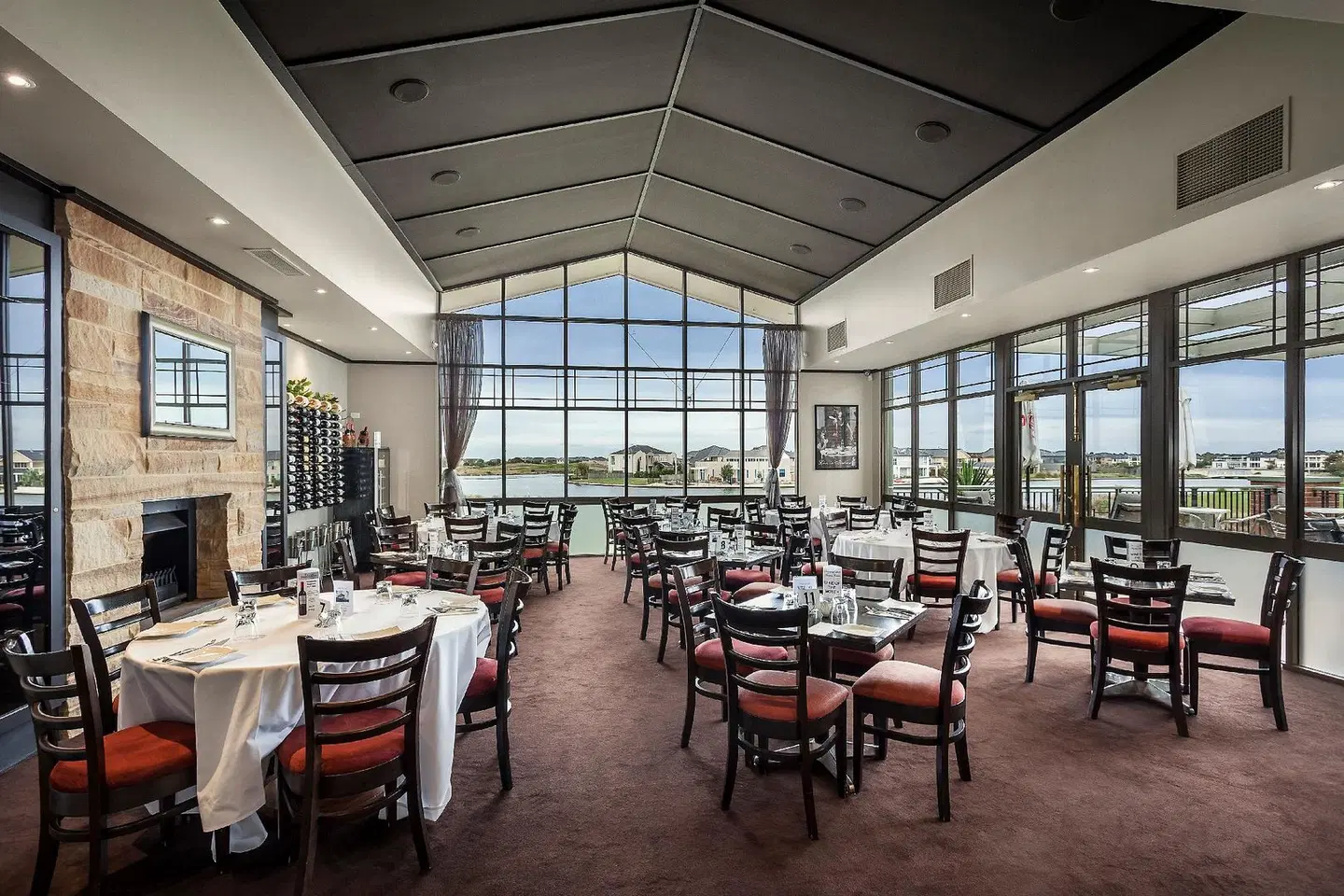 Quest Sanctuary Lakes Restaurant