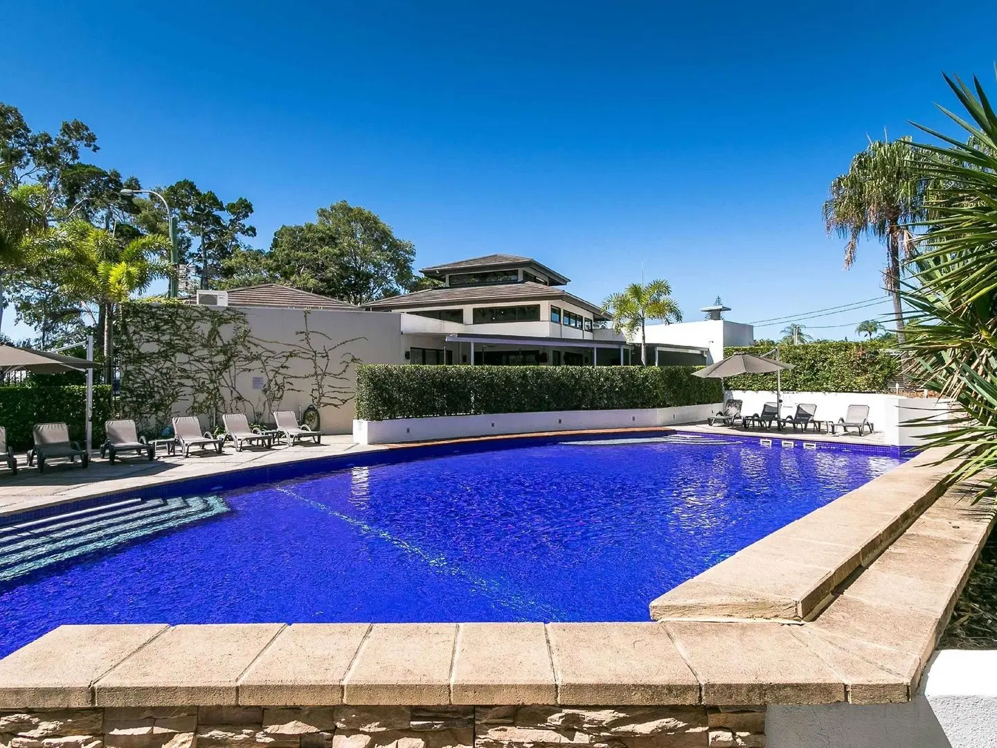 Grand Mercure Allegra Hervey Bay OUTDOOR_POOL