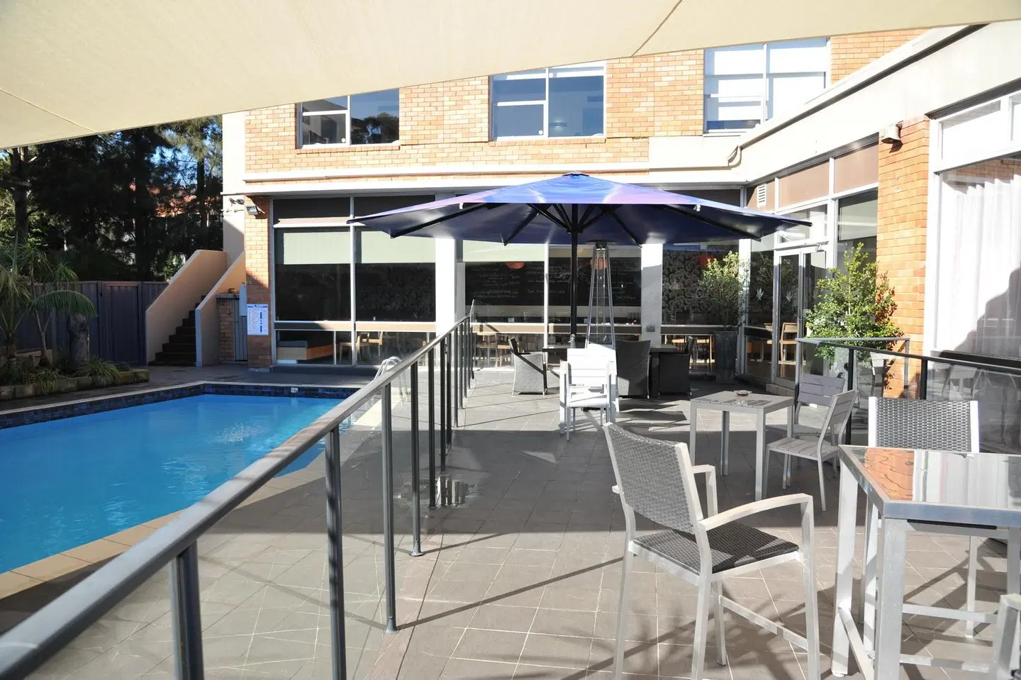Royal Pacific Hotel Terrasse
