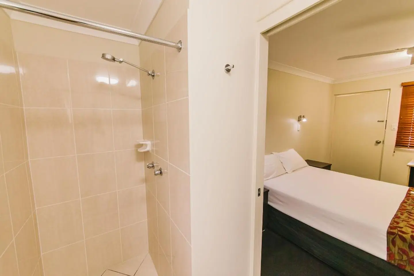 Citywalk Motor Inn Badezimmer
