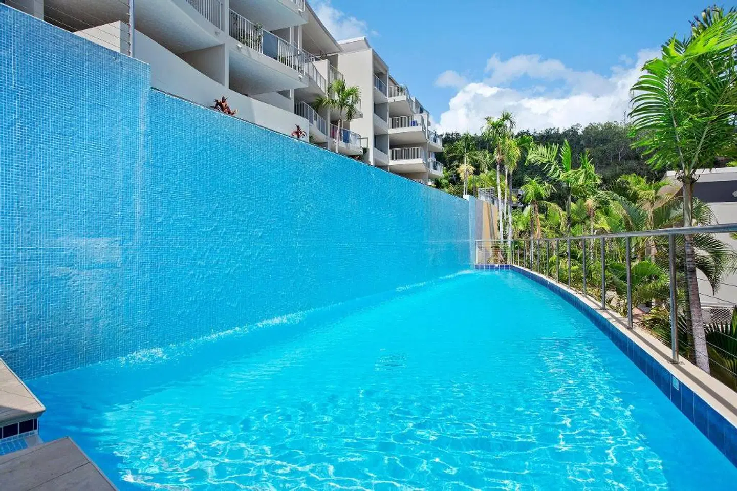 Azure Sea Airlie Beach Resort OUTDOOR_POOL