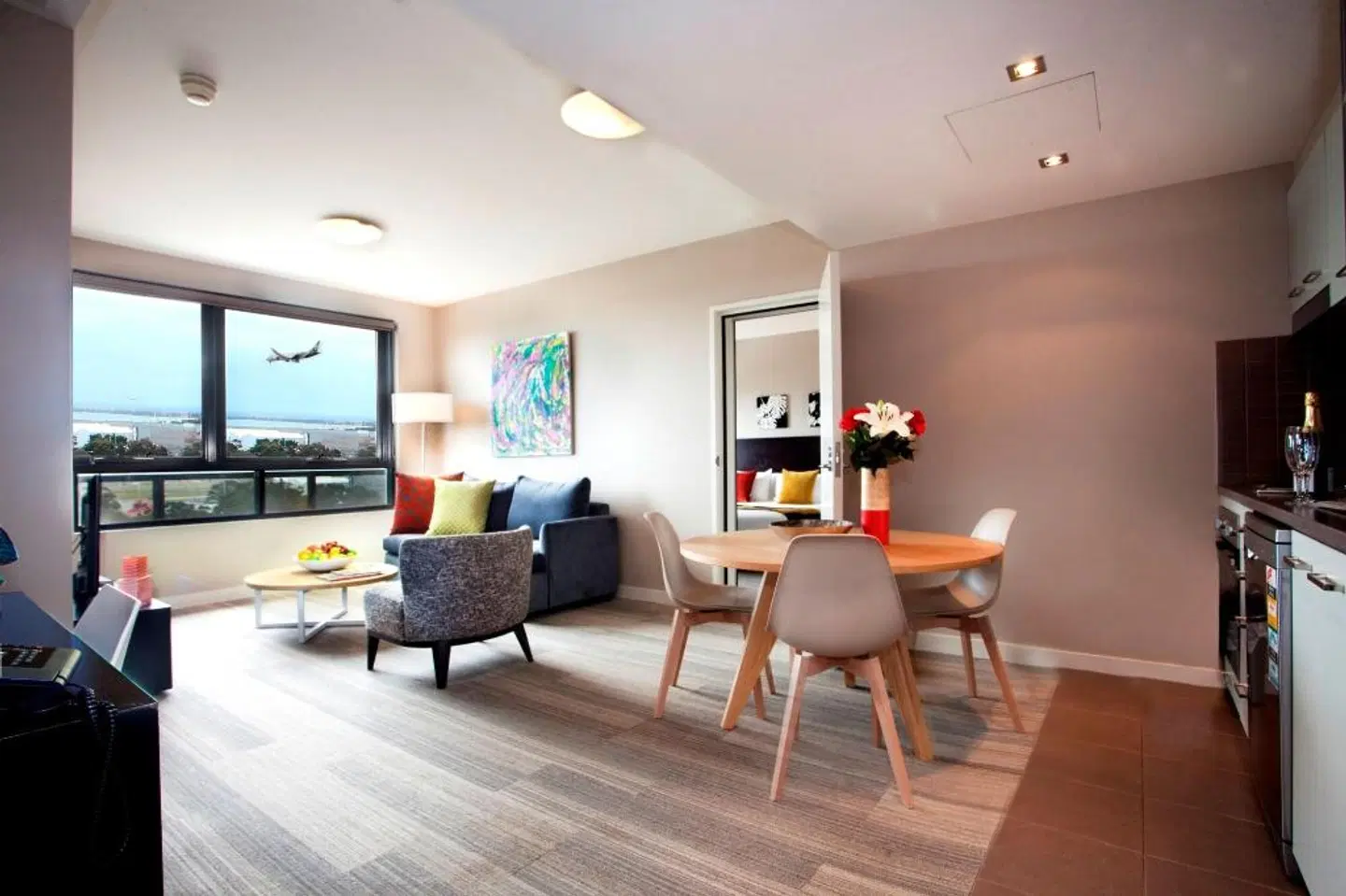 Quest Mascot LOUNGE_LOBBY