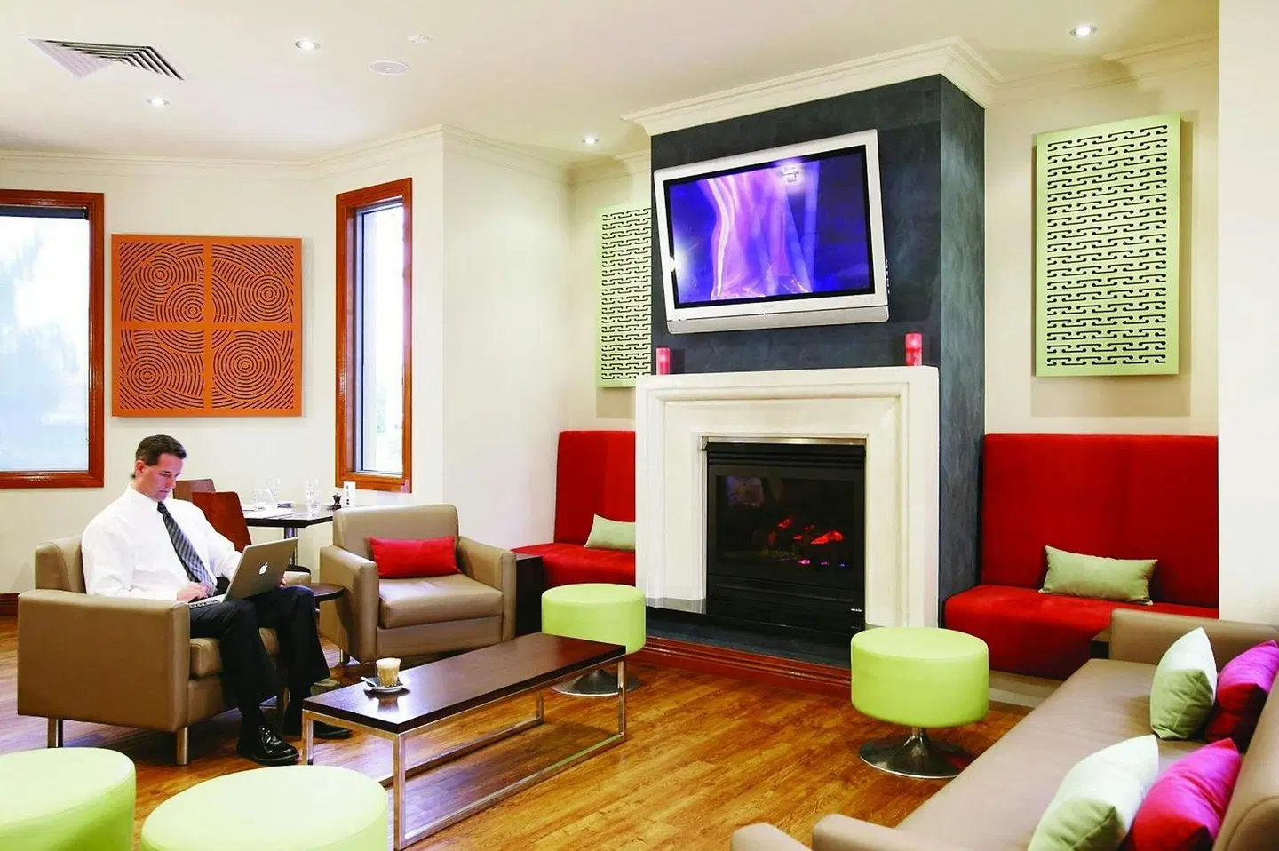 Bruce County LOUNGE_LOBBY