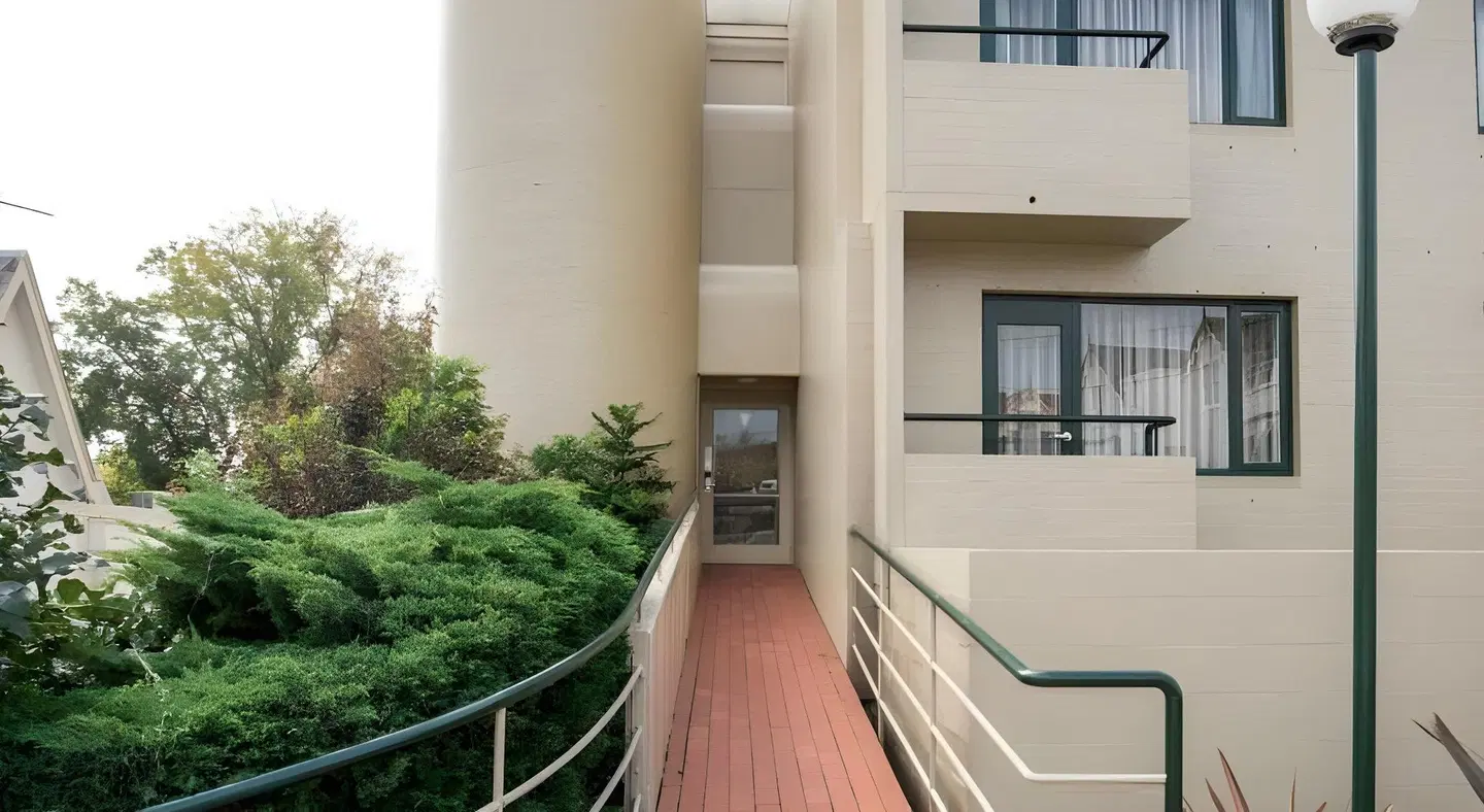 St Ives Motel Apartments Terrasse
