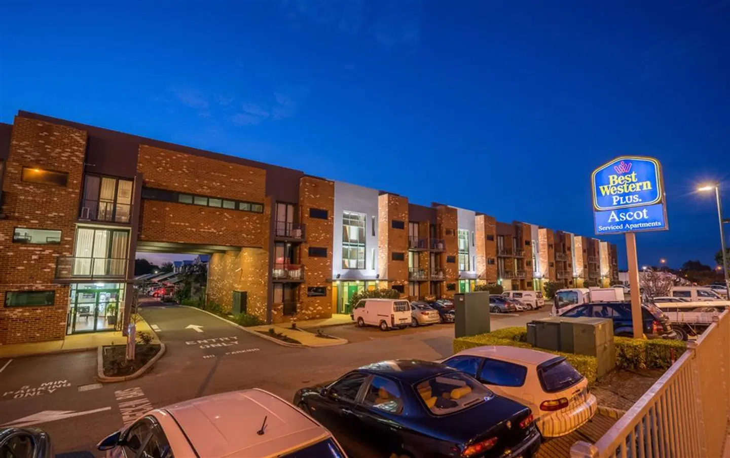 Perth Ascot Central Apartment Hotel Terrasse