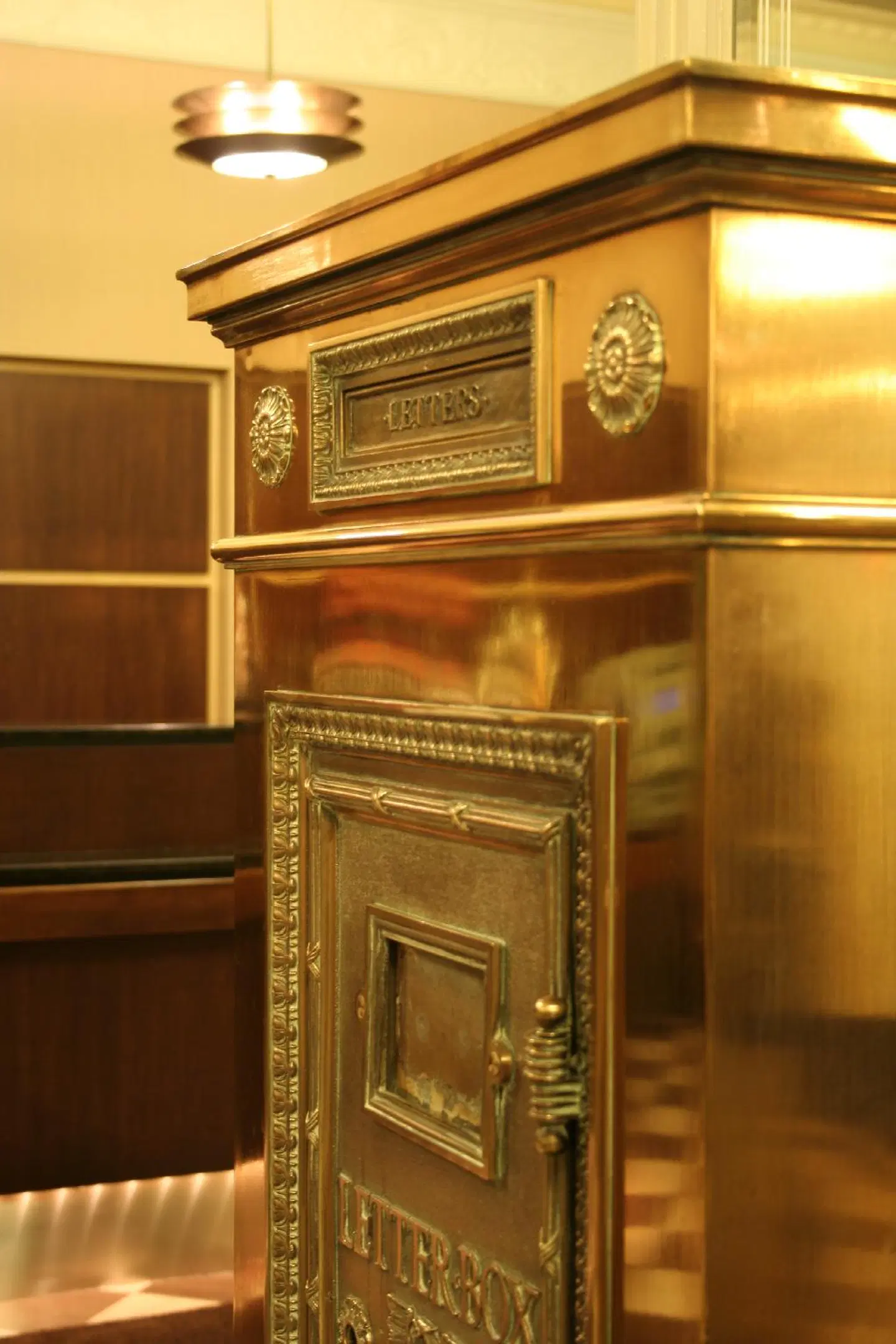 Ambassador Hotel Milwaukee, Trademark Collection by Wyndham LOUNGE_LOBBY