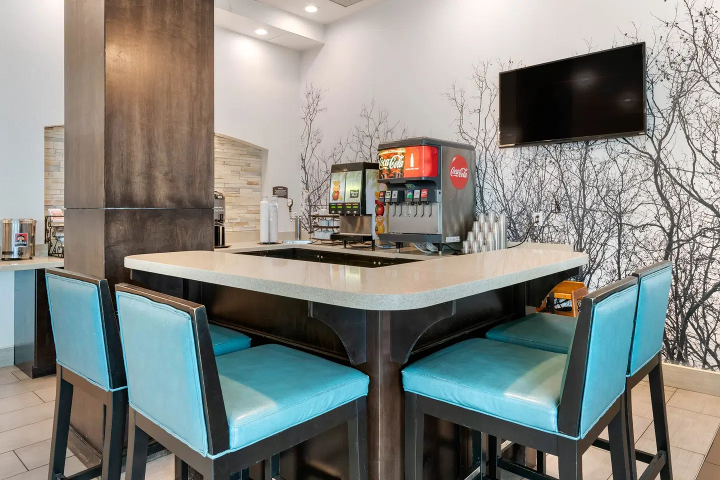 Staybridge Suites St. Petersburg Downtown by IHG LOUNGE_LOBBY