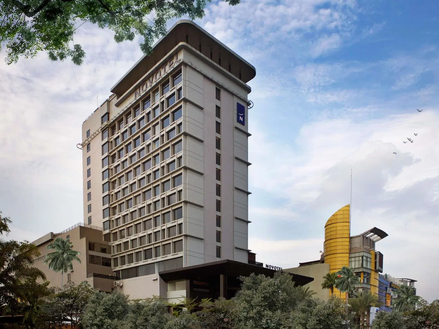 Novotel Pekanbaru Hotel EXTERIOR