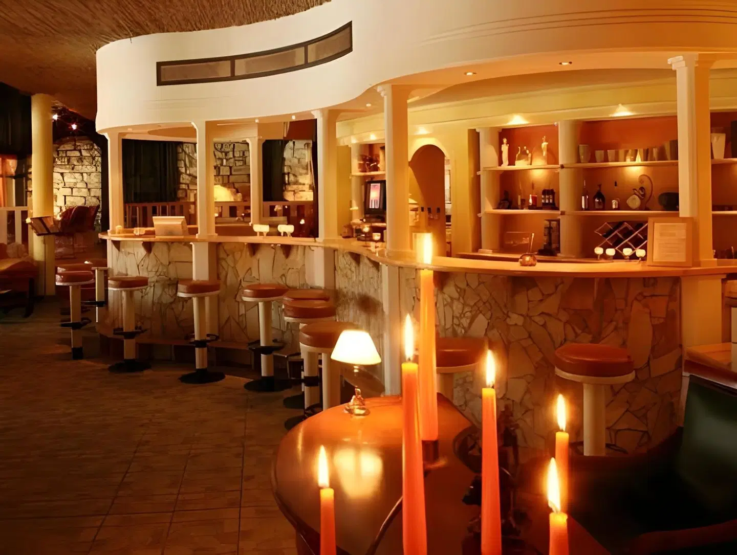 Wellnesshotel Seeschlösschen - Privat-SPA & Naturresort Bar