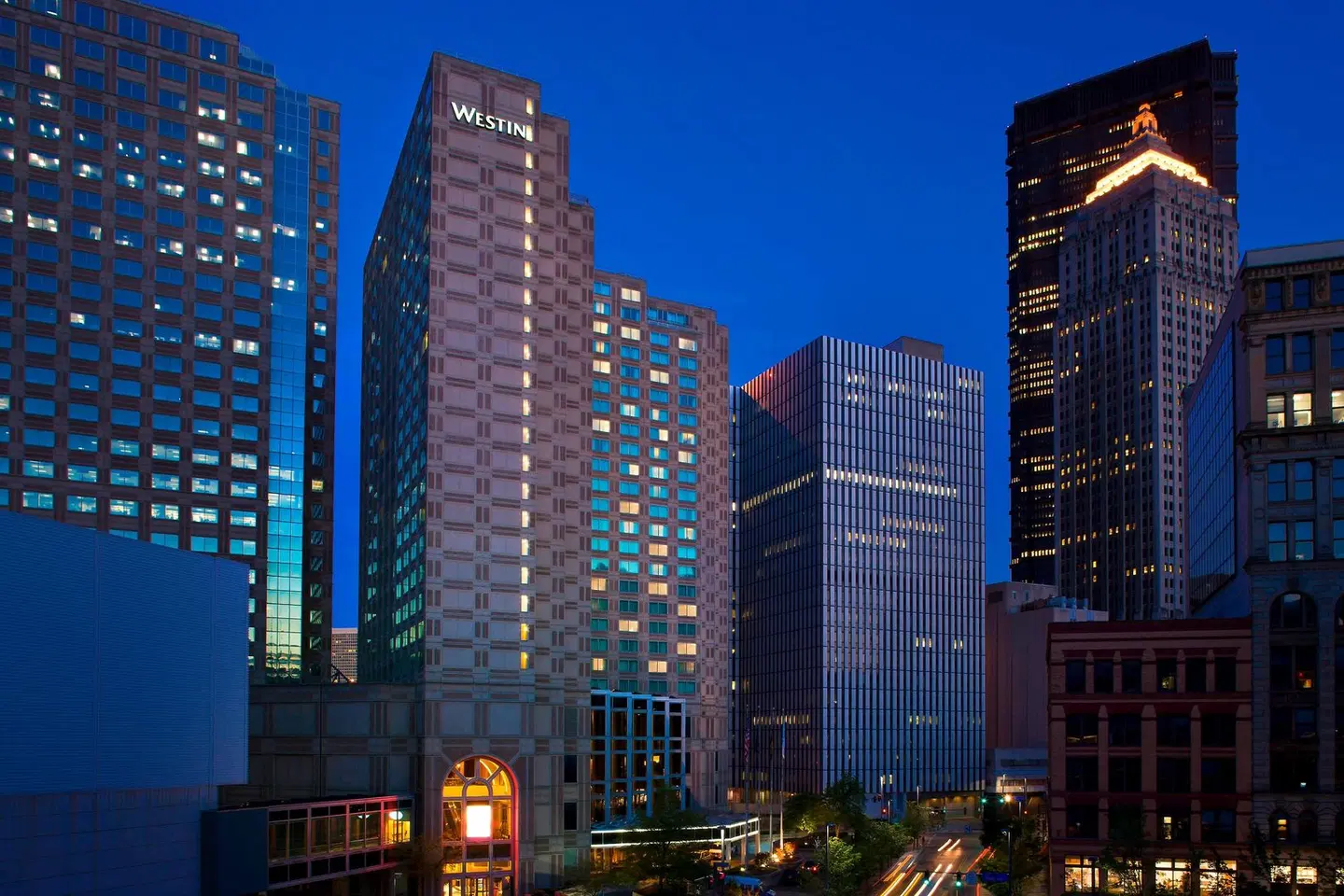 The Westin Pittsburgh EXTERIOR