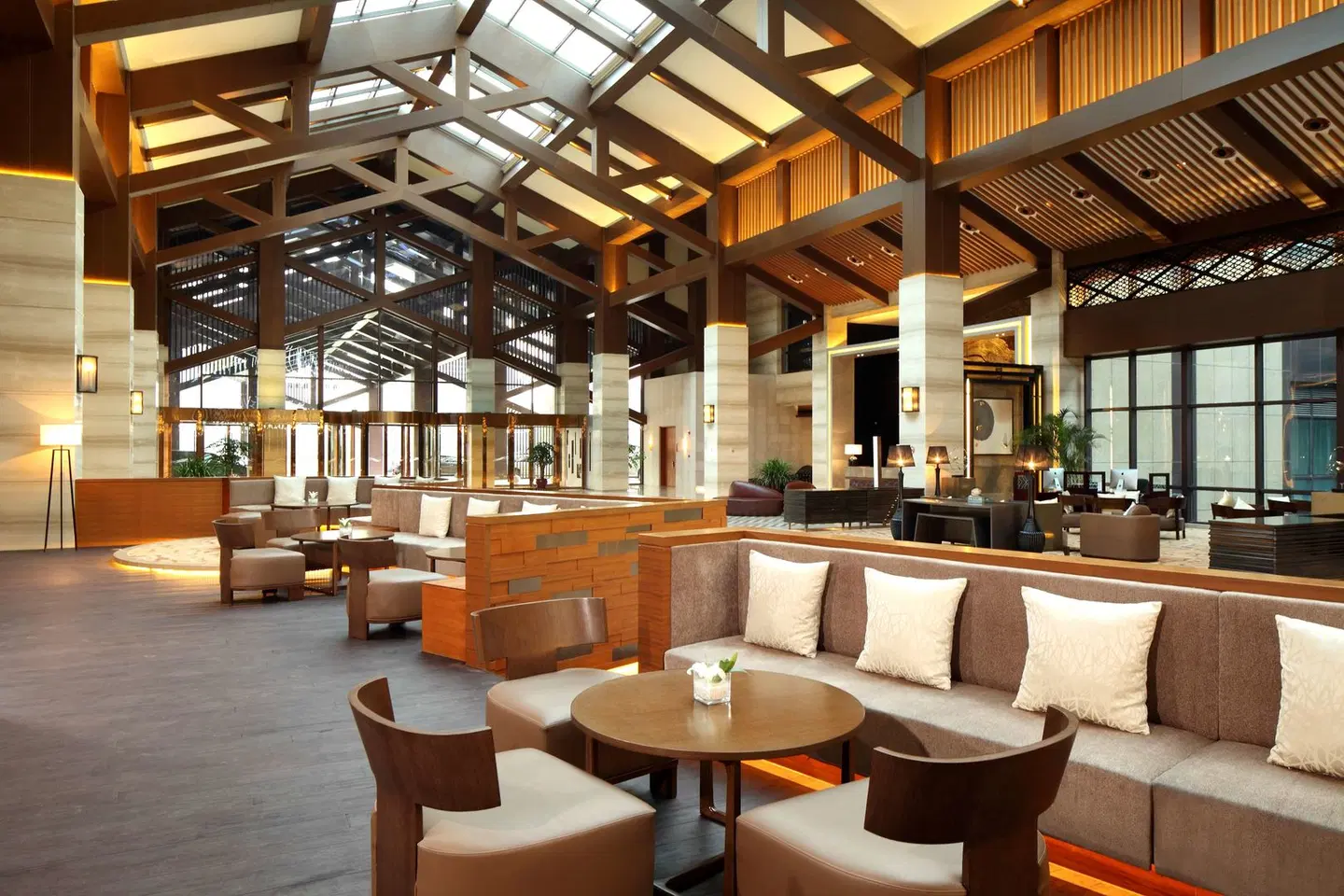 DoubleTree by Hilton Jiaxing Bar