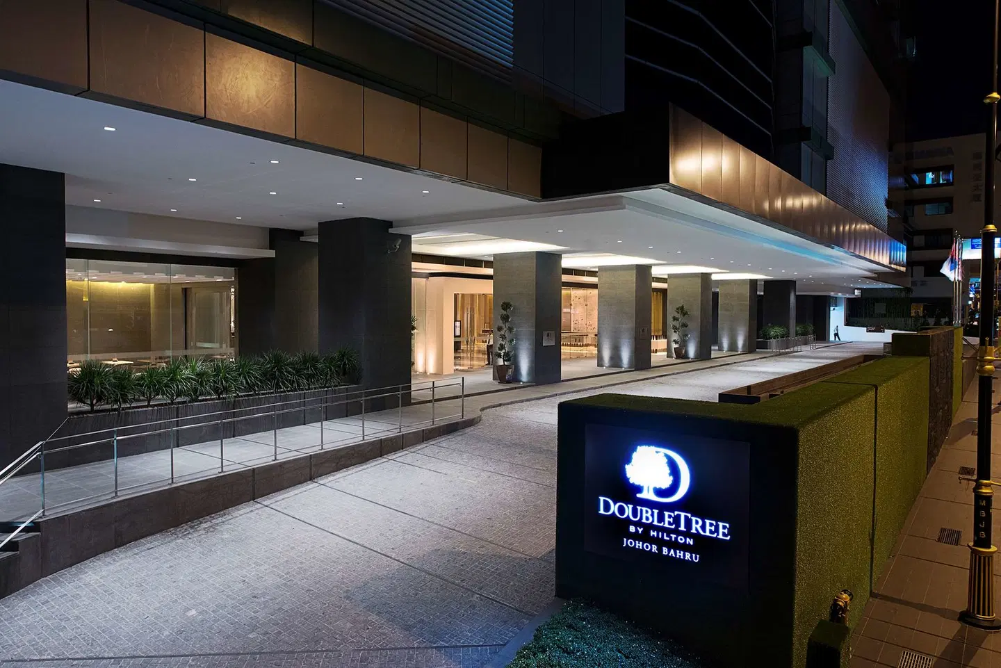 DoubleTree by Hilton Hotel Johor Bahru Bar