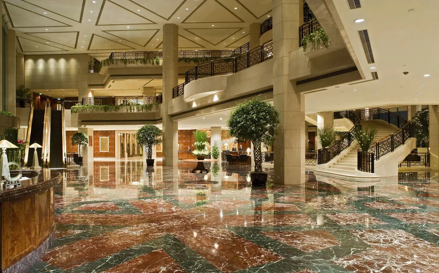 DoubleTree by Hilton Shanghai - Pudong EXTERIOR