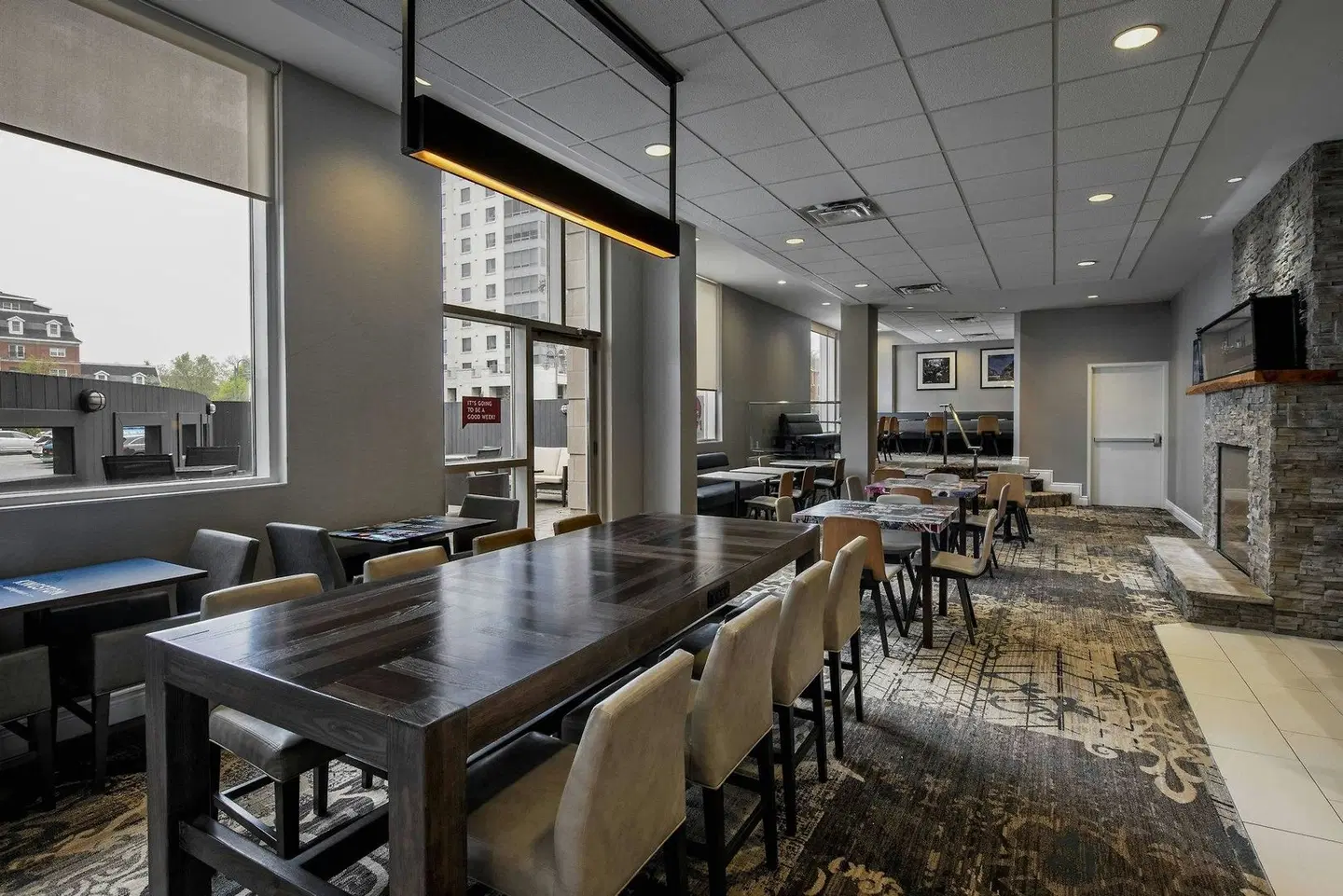 Residence Inn by Marriott Kingston Water's Edge Bar