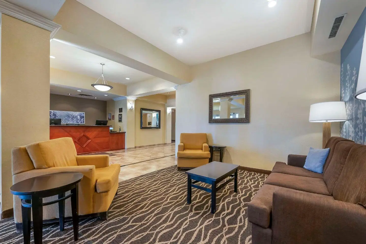 Sleep Inn & Suites ROOM_EXAMPLE