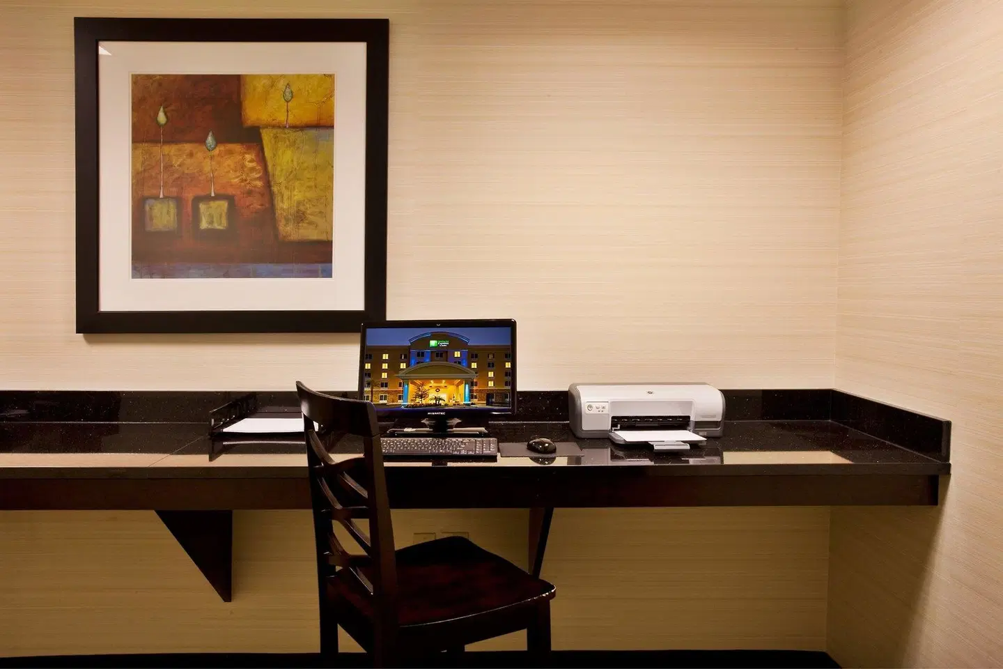 Holiday Inn Express Clearwater by IHG Bar