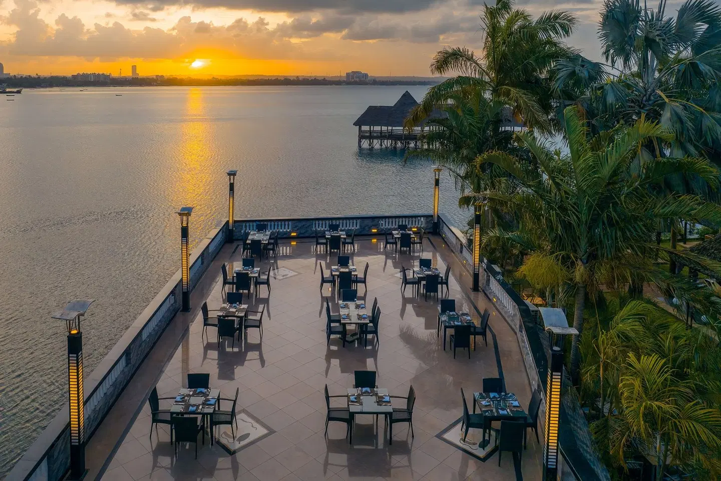 Delta Hotels by Marriott Dar es Salaam Terrasse
