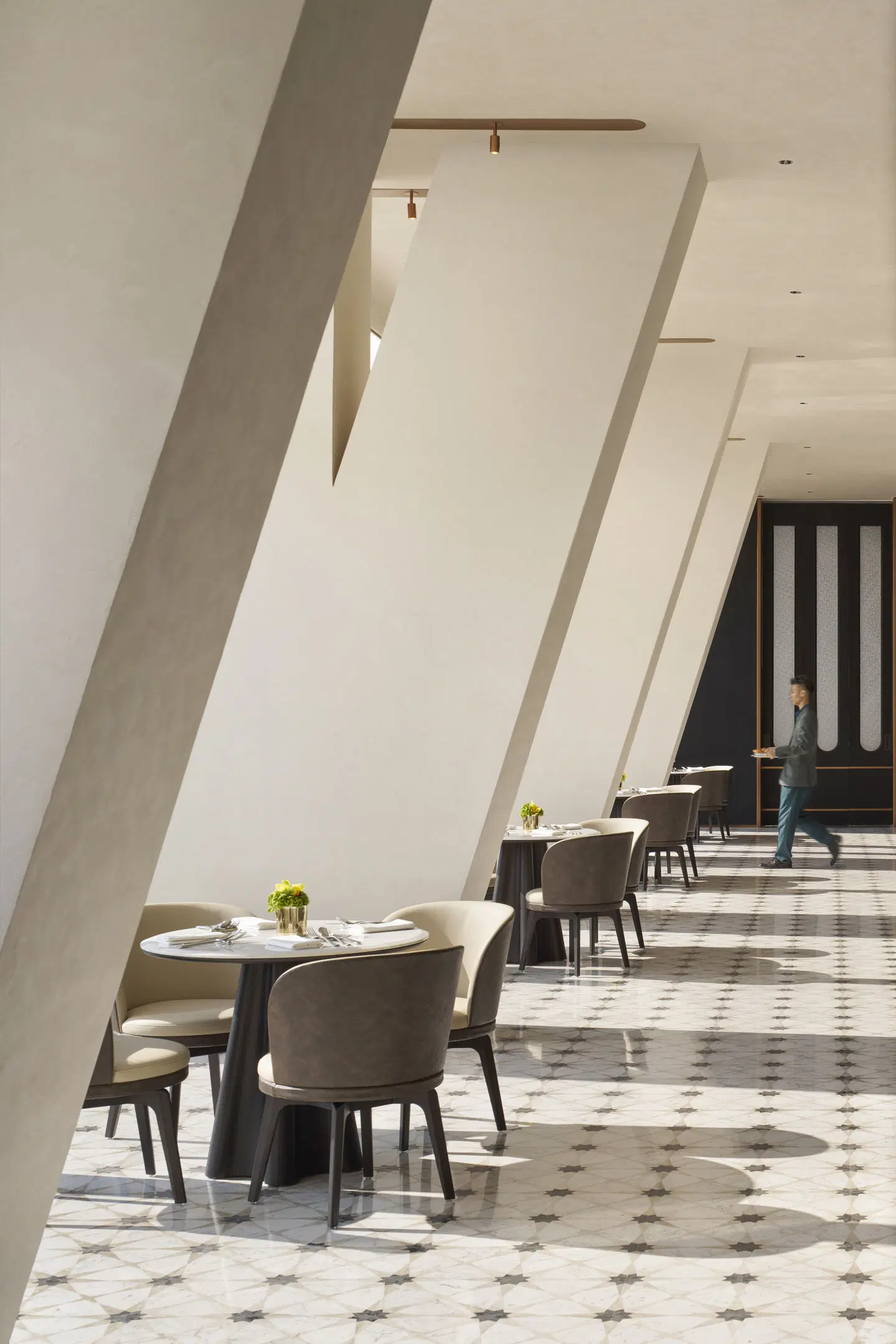 Regent Shanghai On The Bund by IHG Restaurant
