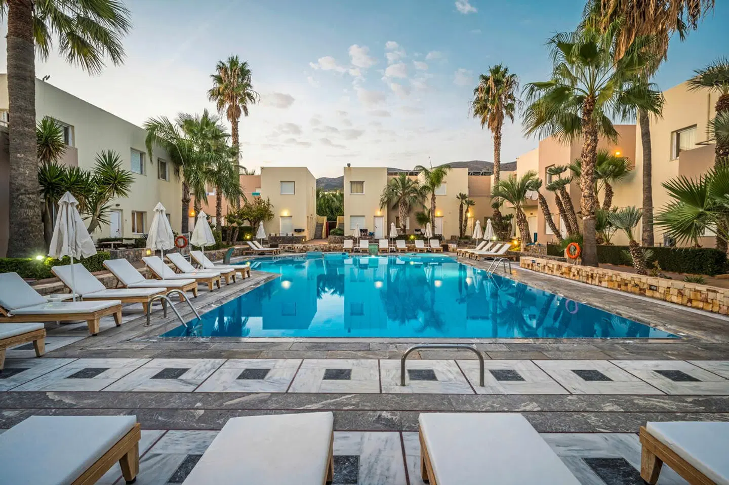 Meropi Hotel & Apartments OUTDOOR_POOL