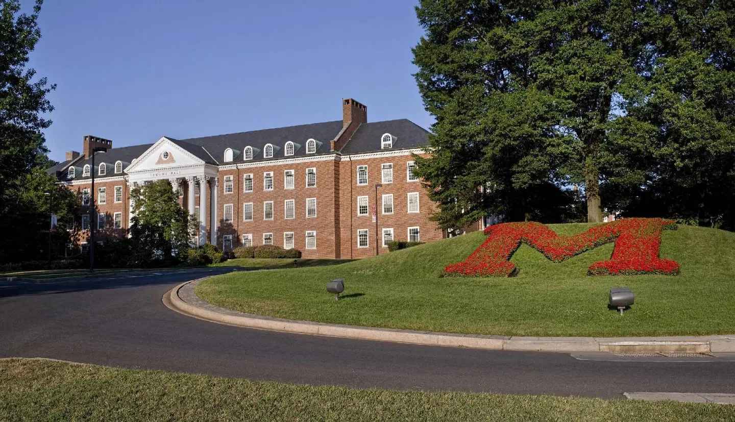 Cambria Hotel College Park SPORTS_AND_LEISURE