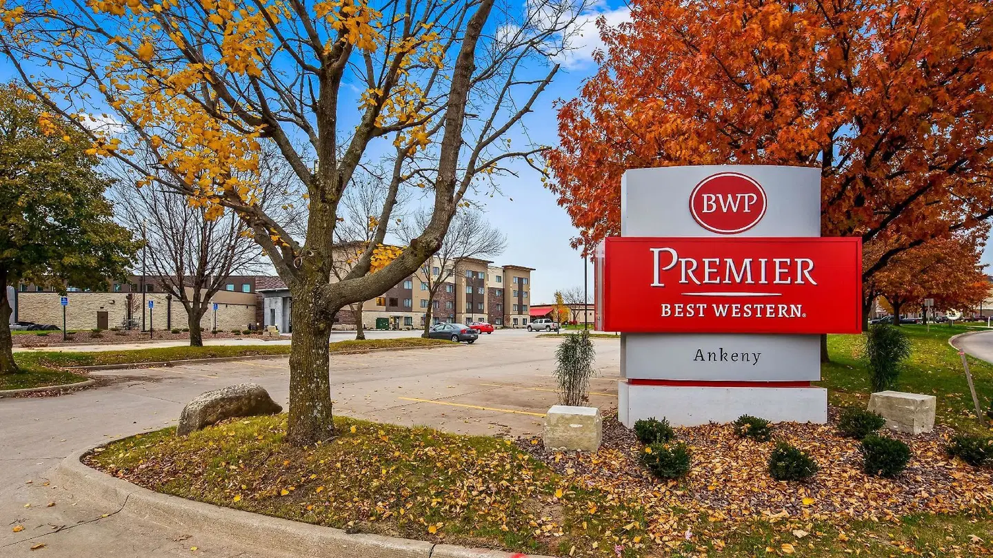 Best Western Premier Ankeny Hotel Garten