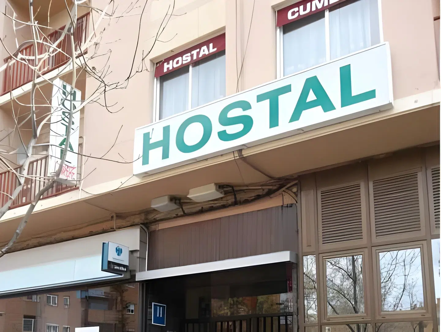 Hostal Cumbre EXTERIOR
