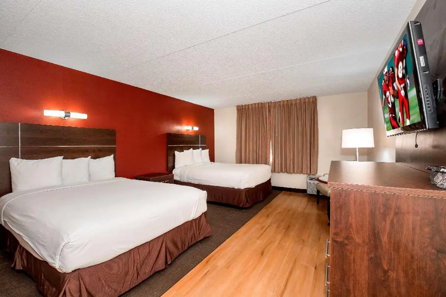 Red Roof PLUS+ & Suites Knoxville West-Cedar Bluff ROOM_EXAMPLE