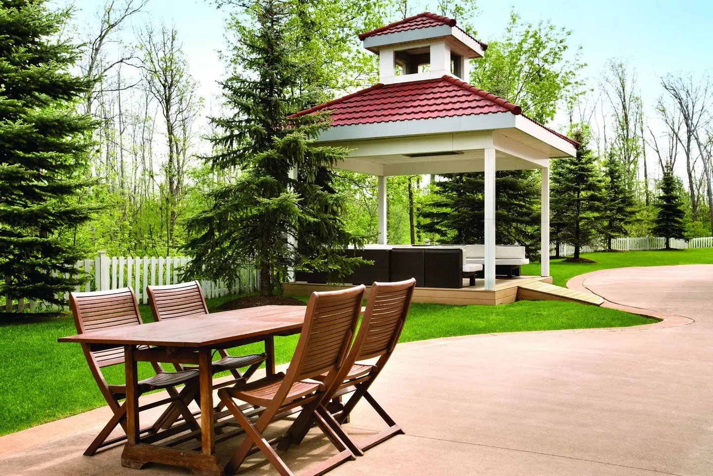 Hilton Garden Inn Niagara-on-the-Lake Terrasse