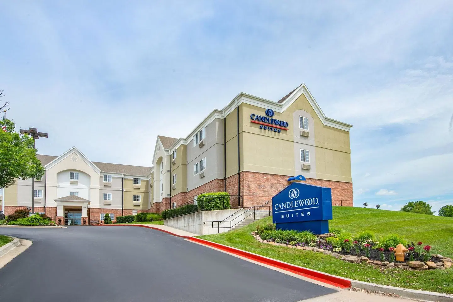 Candlewood Suites Jefferson City by IHG EXTERIOR