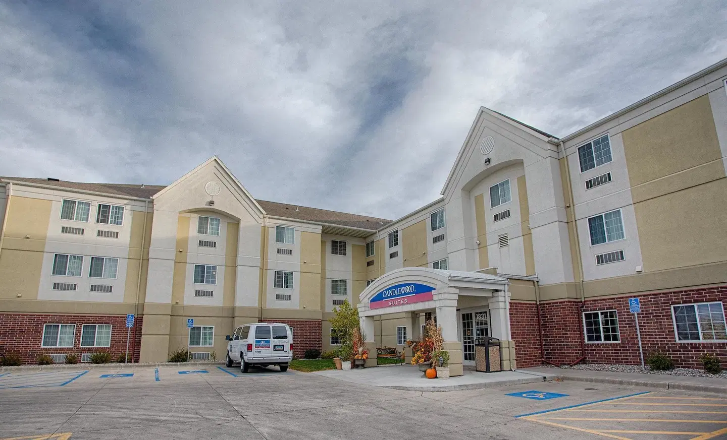 Candlewood Suites Fargo-North Dakota State University by IHG EXTERIOR