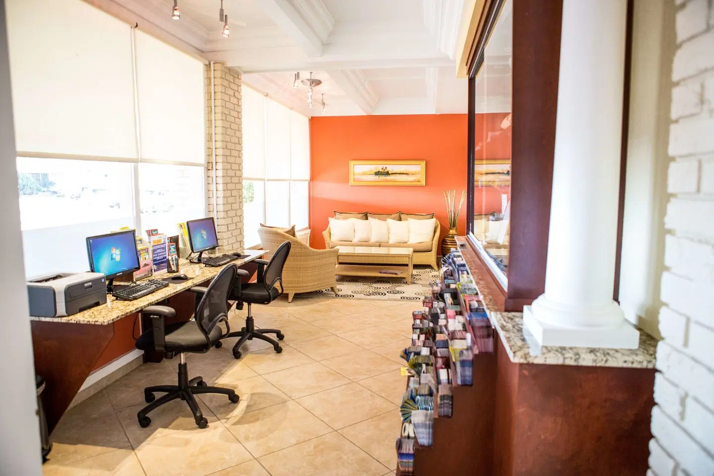 Best Western PLUS Yacht Harbour Inn Bar