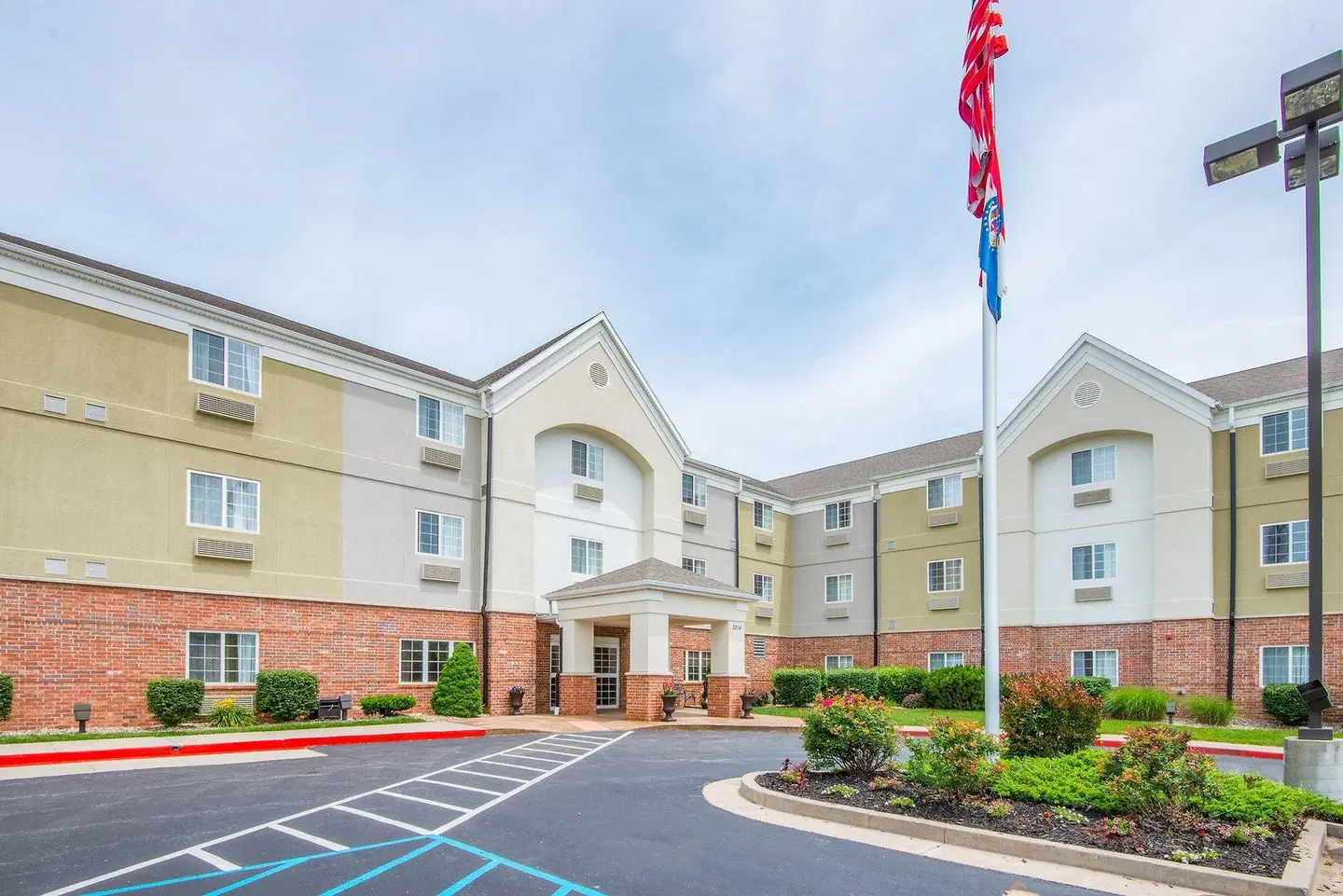 Candlewood Suites Jefferson City by IHG EXTERIOR