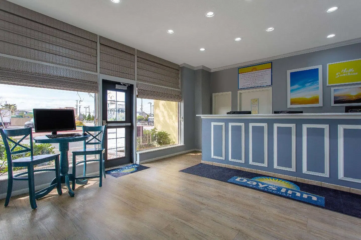 Days Inn by Wyndham Ocean City Oceanfront Hallenbad