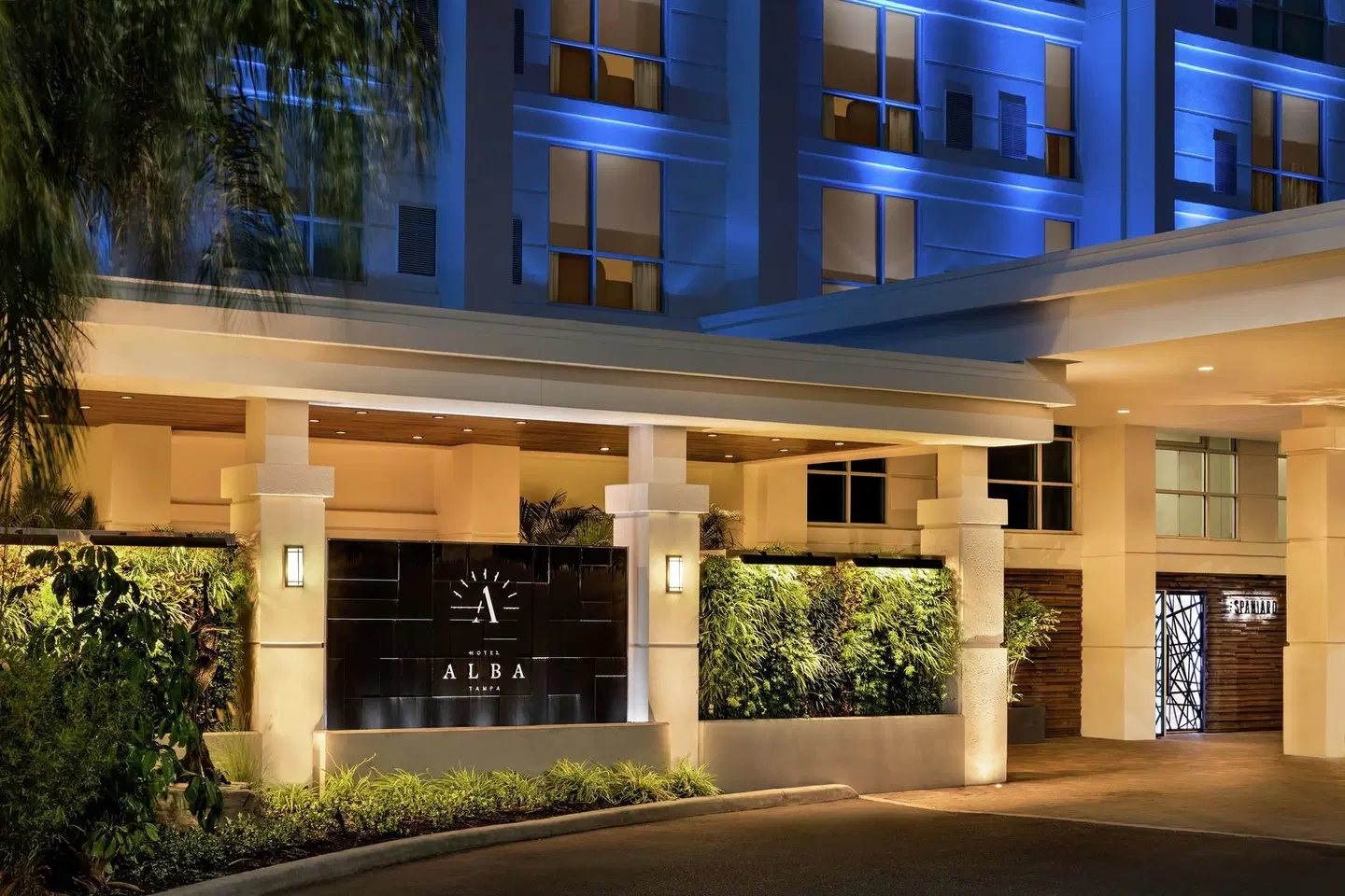 Hotel Alba Tampa, Tapestry Collection by Hilton EXTERIOR