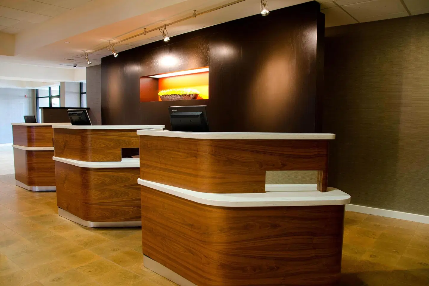 Courtyard by Marriott Waterbury Downtown LOUNGE_LOBBY