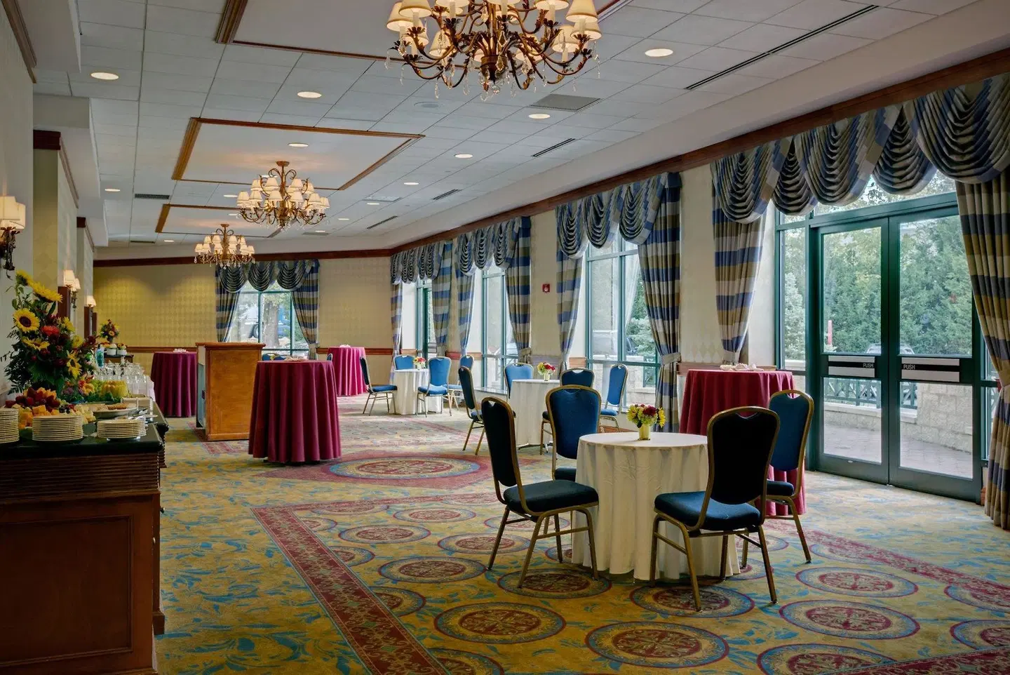 Crowne Plaza Hotel Philadelphia - King of Prussia by IHG Restaurant