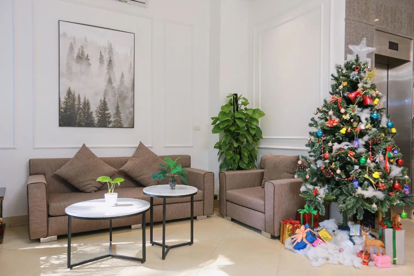 Saki Hotel LOUNGE_LOBBY