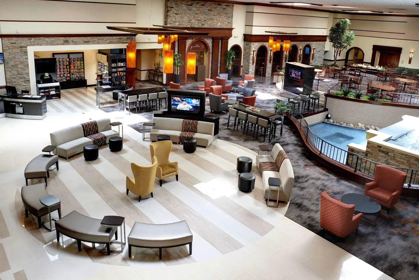 DoubleTree by Hilton Dearborn LOUNGE_LOBBY