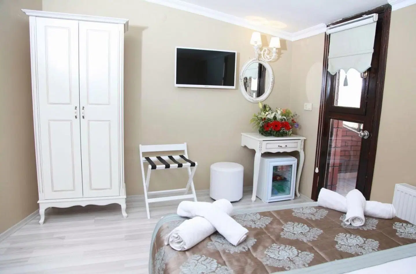 Kadi Konagi Thermal Hotel ROOM_EXAMPLE