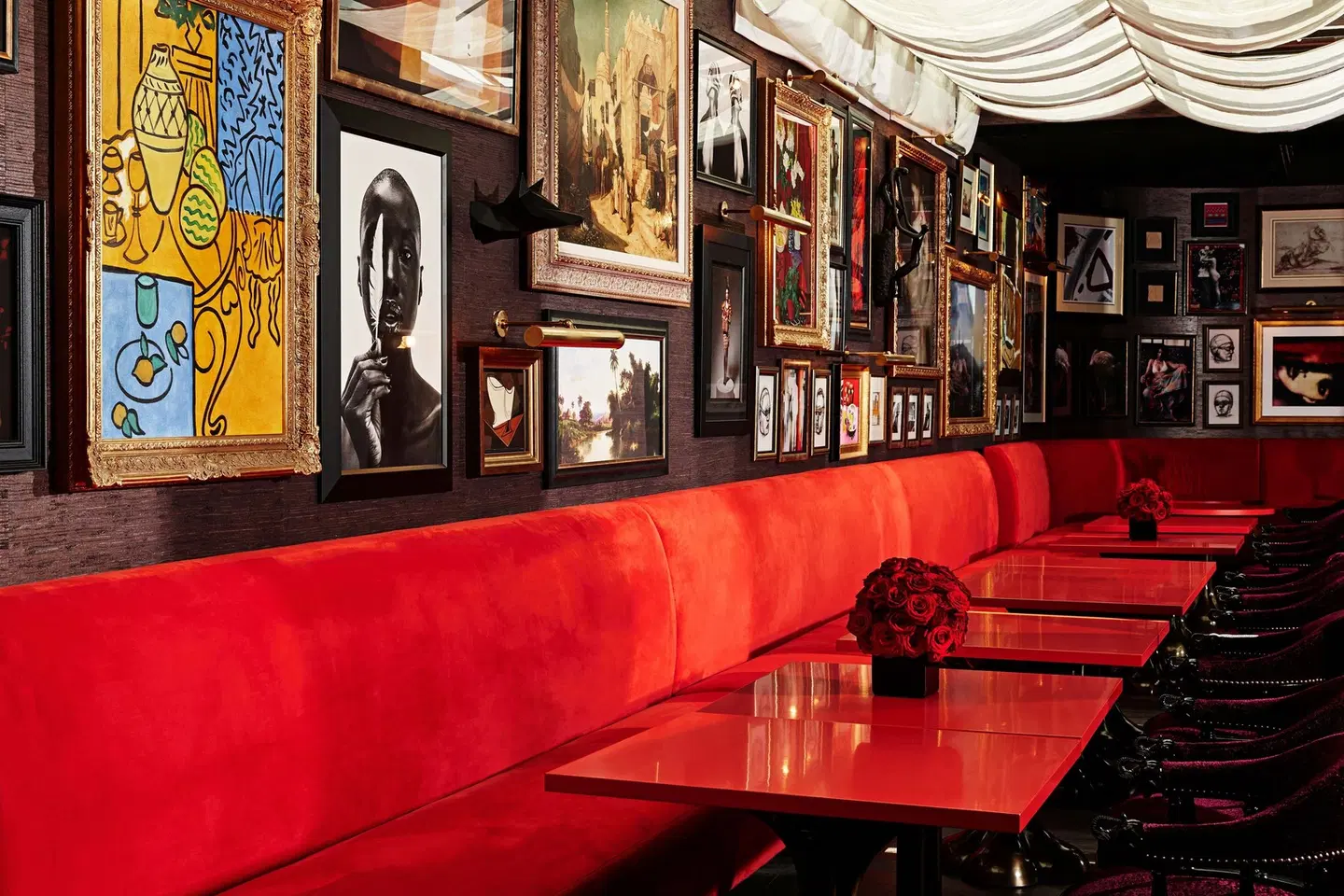 The Vagabond Club Singapore Bar