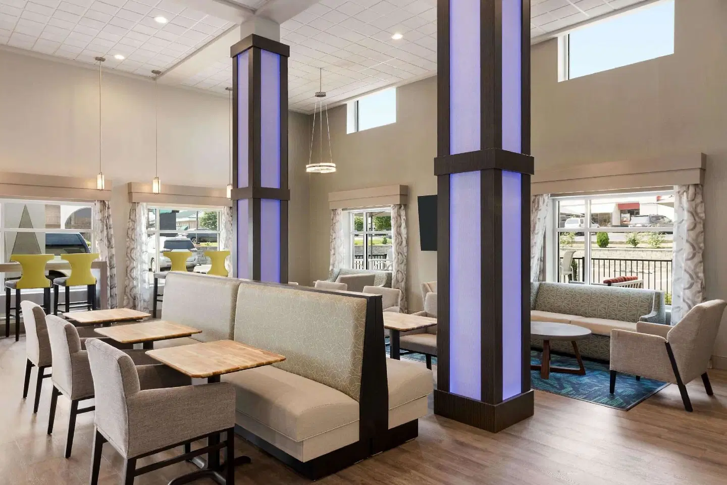 Days Inn & Suites by Wyndham Bowling Green LOUNGE_LOBBY