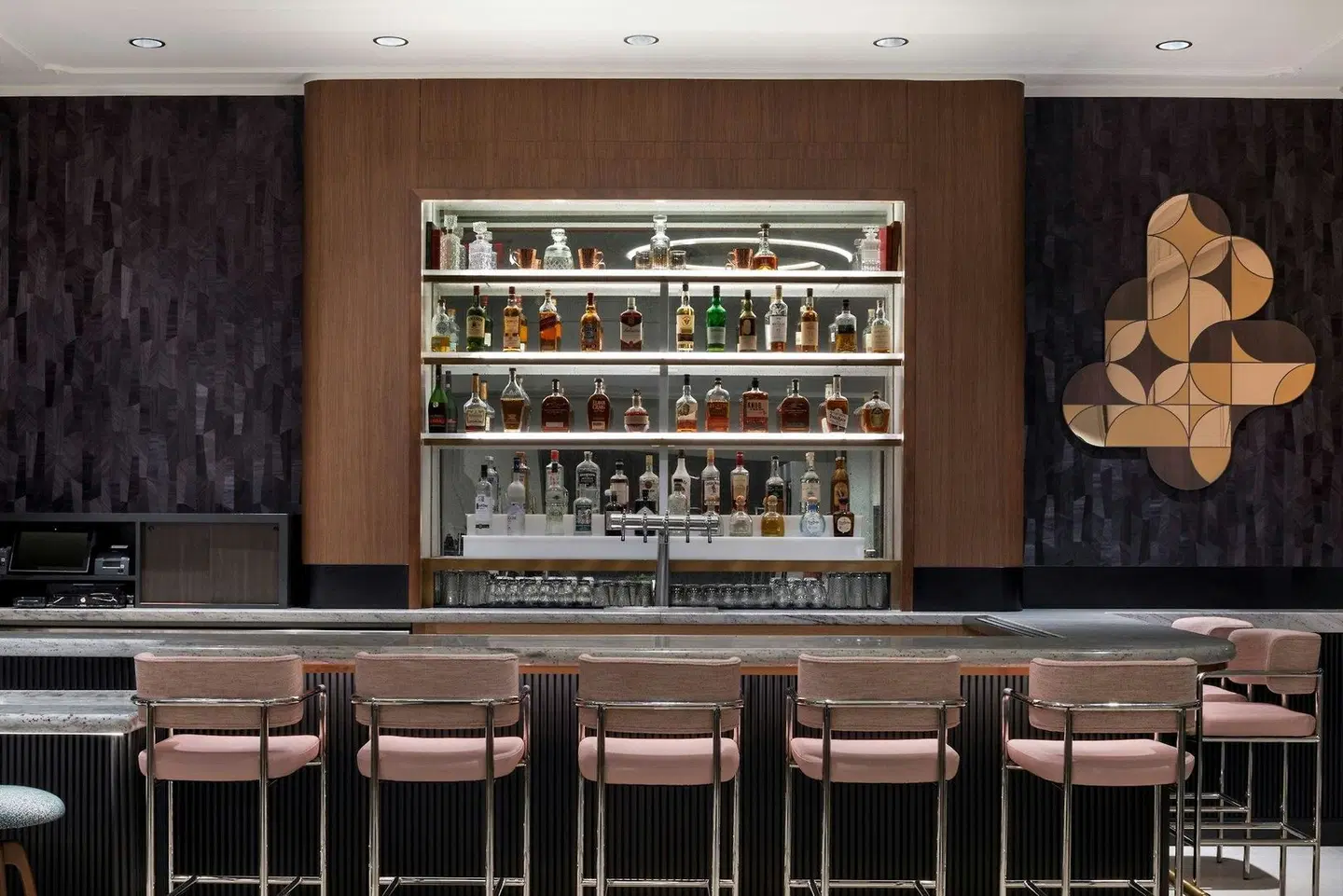 Le Méridien Washington, D.C., The Madison Bar