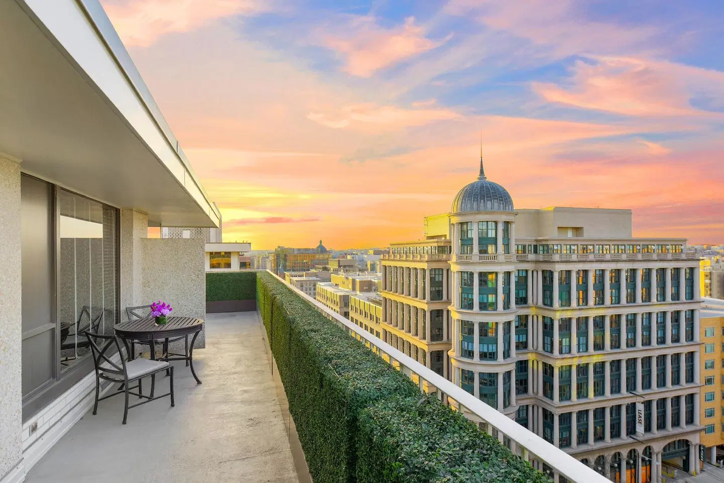 Le Méridien Washington, D.C., The Madison Terrasse