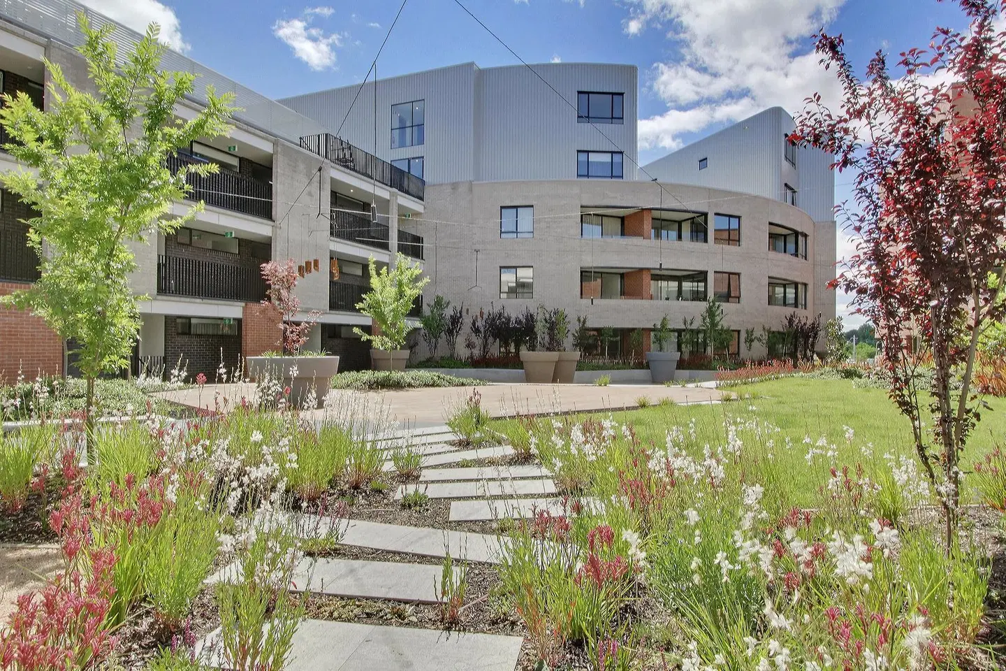 Accommodate Canberra - The Prince EXTERIOR