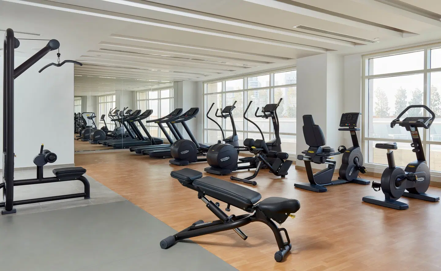 Staybridge Suites Doha Lusail by IHG SPORTS_AND_LEISURE