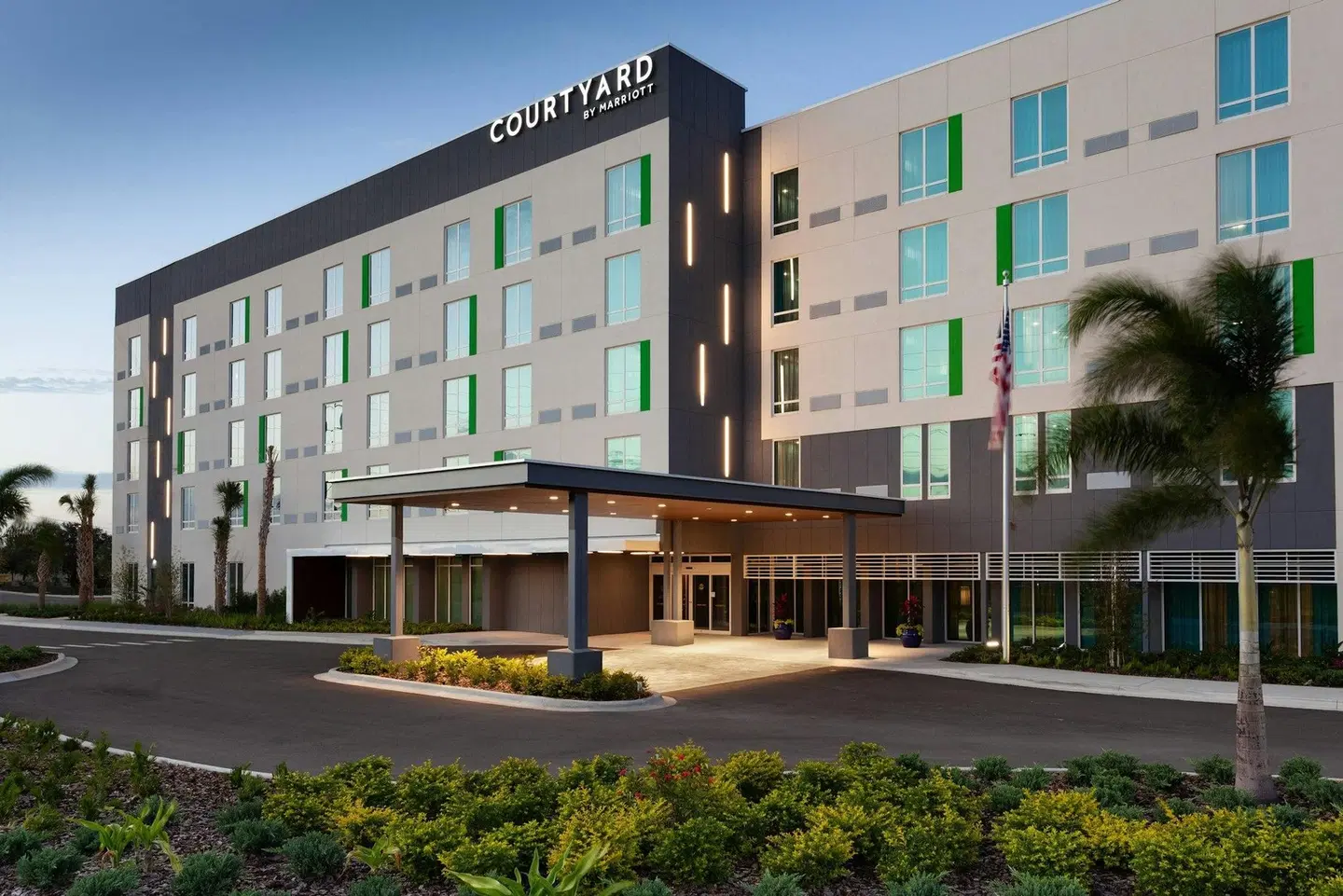 Courtyard by Marriott Winter Haven EXTERIOR