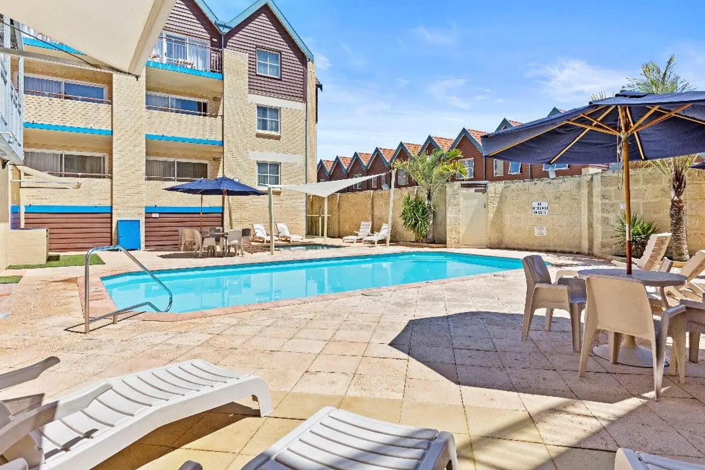 Nautica Residences Hillarys OUTDOOR_POOL